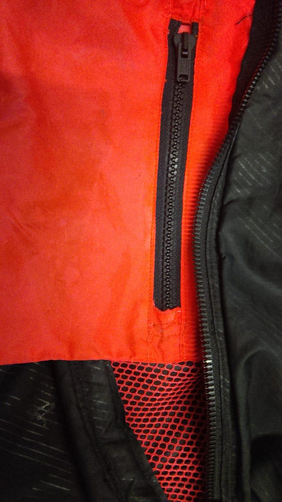 Replace Zipper (Jacket) / Takin vetoketjun vaihto